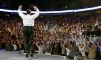 MotivationalSpeaker1